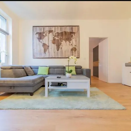 Moebliertes Im Zentrum Цвиккау