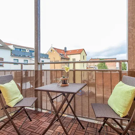 Moebliertes Im Zentrum Апартаменты *