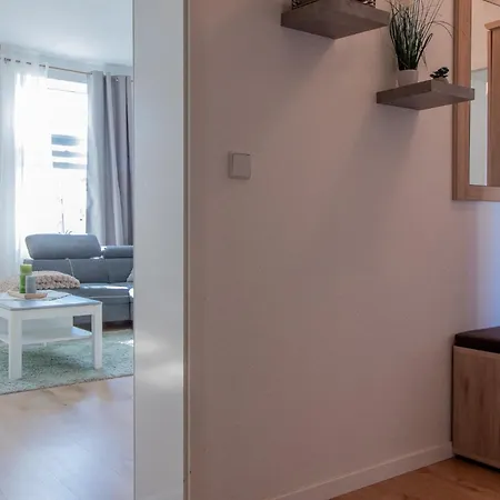 Moebliertes Im Zentrum 아파트 *